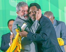 Preşedintele Braziliei merge marţi la Santos, pentru a se reculege la sicriul lui Pele. Lula şi Prima Doamnă Janja au trimis o coroană de flori - FOTO