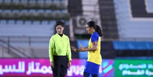 Anoud Al-Asmari, prima femeie saudită care devine arbitru FIFA
