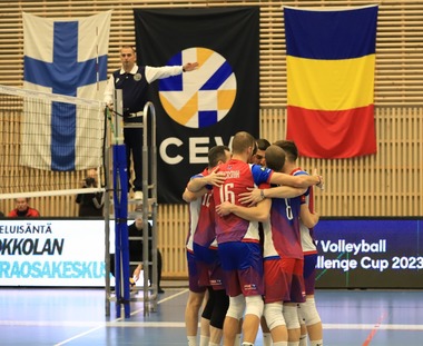 Volei masculin: Olympiakos Pireu - Steaua Bucureşti, scor 3-1, în sferturile Challenge Cup