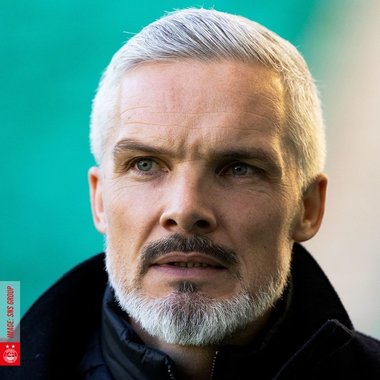 Scoţia: Tehnicianul echipei Aberdeen, demis la doar 19 minute după eşecul usturător cu Hibernian, scor 6-0