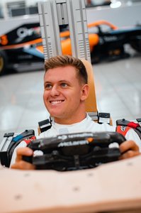 Formula 1: Mick Schumacher va fi pilot de rezervă la McLaren