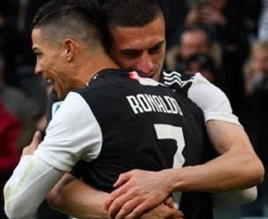 Cutremur în Turcia: Merih Demiral a vorbit despre situaţia tragică din ţara sa cu Cristiano Ronaldo, Paulo Dybala şi Leonardo Bonucci. Licitaţie în beneficiul celor afectaţi de seism