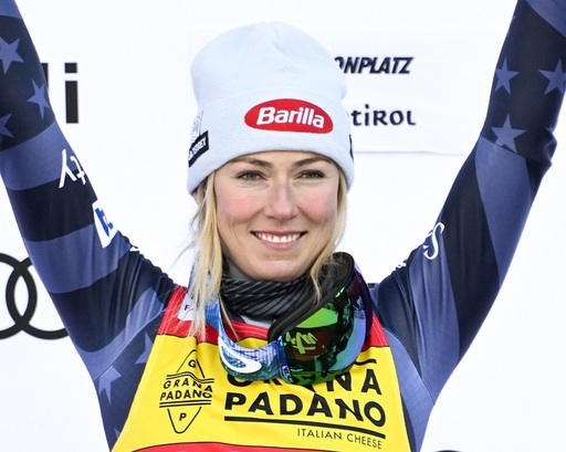 Schi: La o zi după ce s-a despărţit de antrenor, Mikaela Shiffrin a câştigat aurul mondial la slalom uriaş