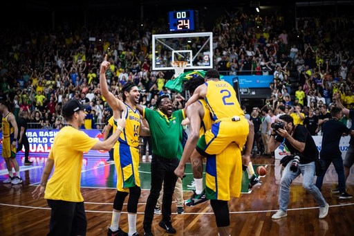 Baschet: Bucurie la U BT Cluj, jucătorul său Léo Meindl s-a calificat cu naţionala Braziliei la Cupa Mondială