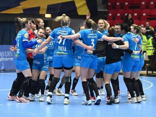 Handbal feminin: CSM Bucureşti şi Gloria Bistriţa, primele semifinaliste ale Cupei României