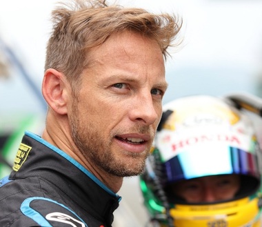 Fostul campion de F1 Jenson Button va participa la trei curse NASCAR