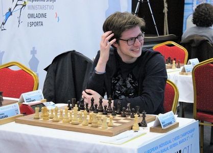 Marele maestru ucrainean Kirill Şevcenko, care a ales să joace şah sub steagul României, a devenit vicecampion european