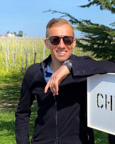 Lucas Leiva, fost jucător la Liverpool şi Lazio, se retrage din activitate la 36 de ani, din cauza unor probleme cardiace