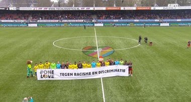 El Yaakoubi a renunţat la calitatea de căpitan al echipei Excelsior Rotterdam, după ce a refuzat să se fotografieze cu bannerul OneLove