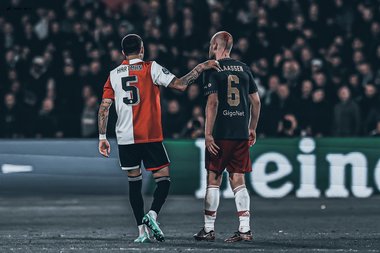 Ţările de Jos: Poliţia a arestat 22 de persoane după incidentele de la meciul Feyenoord-Ajax Amsterdam