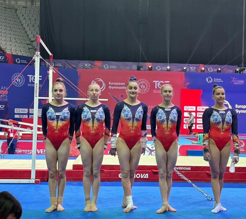 Gimnastică feminină, CE: România, locul 5 pe echipe şi calificare la CM, plus calificări în patru finale individuale