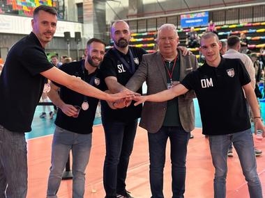 Volei feminin: Antrenorul campioanei Volei Alba Blaj şi-a prelungit contractul încă două sezoane
