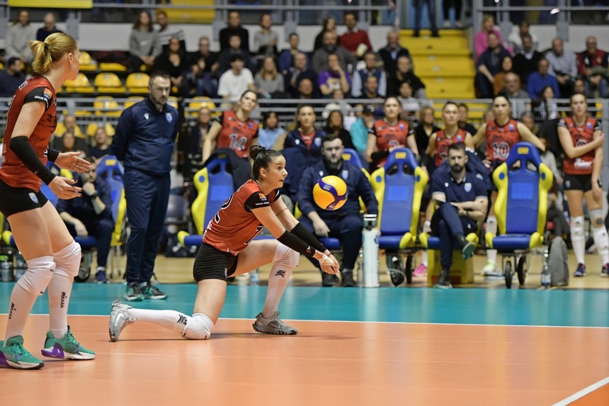 Volei feminin: Vicecampioana CSM Târgovişte egalează în deplasare CSM Lugoj, la general, în semifinalele Diviziei A