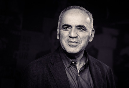 Garry Kasparov revine la Bucureşti pentru deschiderea primei etape a circuitului internaţional Grand Chess Tour 2023