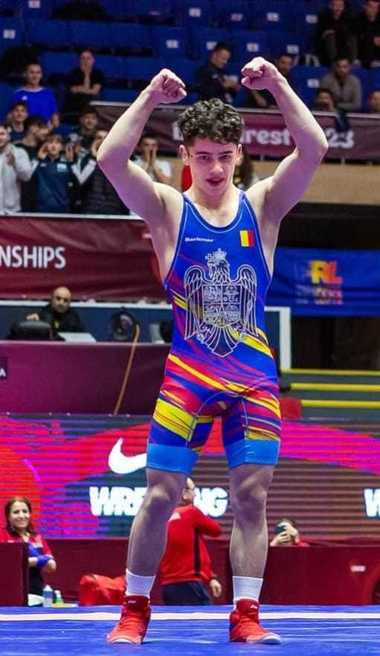 Mihai Denis, medalie de bronz la CE de lupte greco-romane