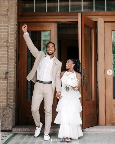 Marea campioană la gimnastică Simone Biles s-a căsătorit cu jucătorul de fotbal american Jonathan Owens