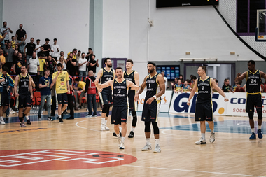 Baschet masculin: CSU Sibiu, medalie de bronz în Liga Naţională, după a cincea partidă cu Rapid Bucureşti