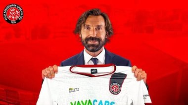 Andrea Pirlo a plecat de la echipa turcă Fatih Karagümrük SK