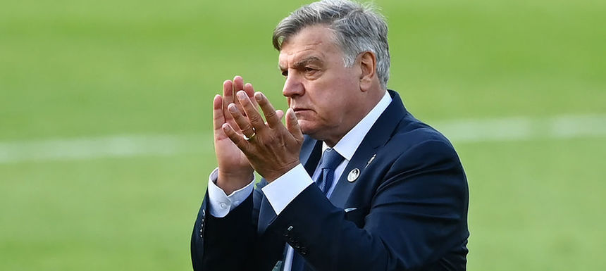 Sam Allardyce nu mai este antrenorul formaţiei Leeds United. El a condus echipa doar patru meciuri