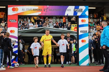 Jucători de legendă s-au înfruntat la Sports Festival: România All Stars - Galatasaray Legends, scor 4-4