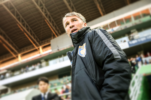 Dan Petrescu va antrena în Coreea de Sud. Anunţul noului club al tehnicianului