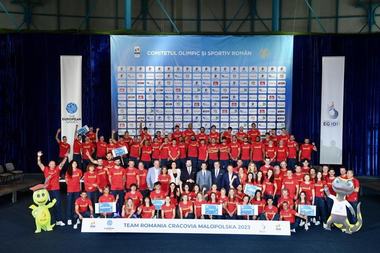 România va fi reprezentată de 150 de sportivi la Jocurile Europene din Polonia. Purtători de drapel la deschidere, Bianca Ghelber şi Cătălin Chirilă. Lista sportivilor
