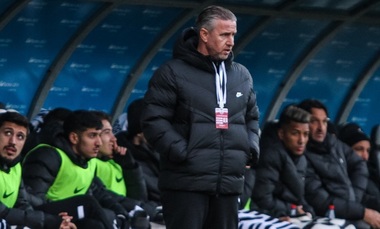 Reghecampf nu mai este antrenorul echipei Neftci Baku