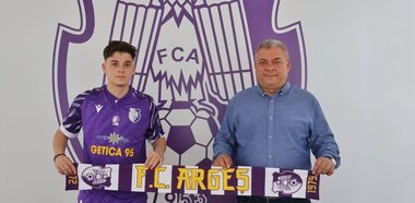 Mijlocaşul Denis Bujor, împrumutat de FC Argeş de la Farul