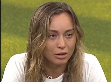 Confuzie la conferinţa de presă de după meciul Kostiuk - Badosa, la Wimbledon. Un jurnalist a felicitat-o pe spaniolă, crezând că a câştigat - VIDEO