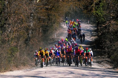 UCI interzice femeilor transsexuale să concureze la feminin