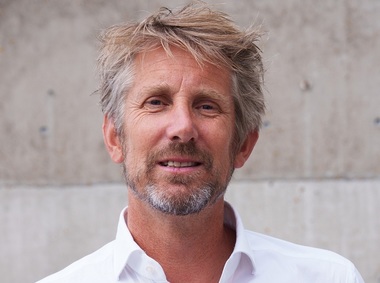Starea de sănătate a lui Edwin Van der Sar rămâne "stabilă". El a fost repatriat în Olanda, anunţă Ajax Amsterdam