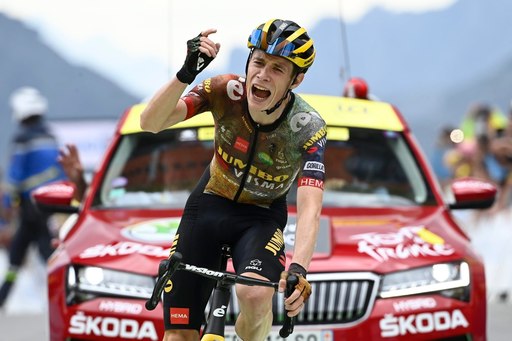 Turul Franţei: Liderul clasamentului general a fost testat antidoping de patru ori în ultimele două zile