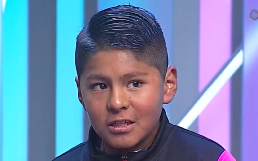 Cel mai tânăr arbitru din lume? Un băiat de 10 ani conduce meciuri în Bolivia