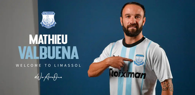 Mathieu Valbuena a semnat cu Apollon Limassol