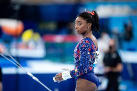 Simone Biles a revenit în competiţii după doi ani