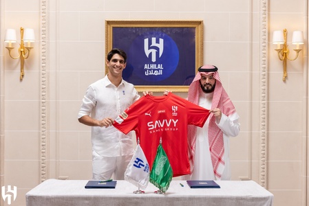 După ce a jucat în Supercupa Europei cu FC Sevilla, Yassine Bounou a semnat cu Al-Hilal