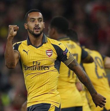 Theo Walcott şi-a anunţat retragerea din activitatea de fotbalist