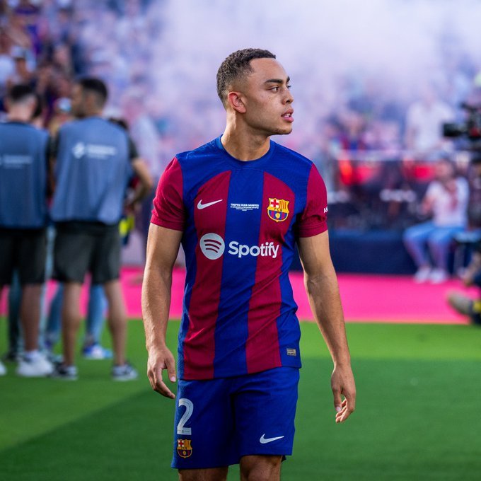 Americanul Sergino Dest, împrumutat de FC Barcelona la PSV Eindhoven 