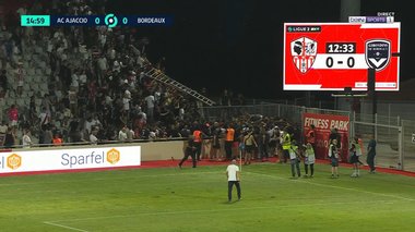Franţa: Parchetul din Ajaccio a deschis o anchetă după incidente la meciul Ajaccio-Bordeaux
