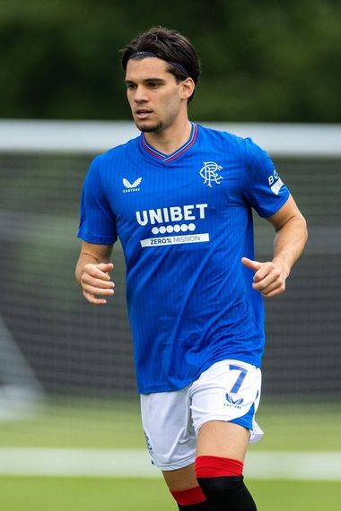 Ianis Hagi a fost împrumutat de Glasgow Rangers la Deportivo Alaves