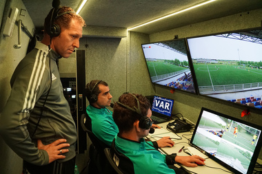 Sistemul VAR din Superliga, la Belgrad, în play-off-ul Conference League