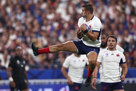 Cupa Mondială de Rugby: Franţa a învins Noua Zeelandă în meciul de deschidere. Mark Telea a reuşit un eseu record în start - VIDEO