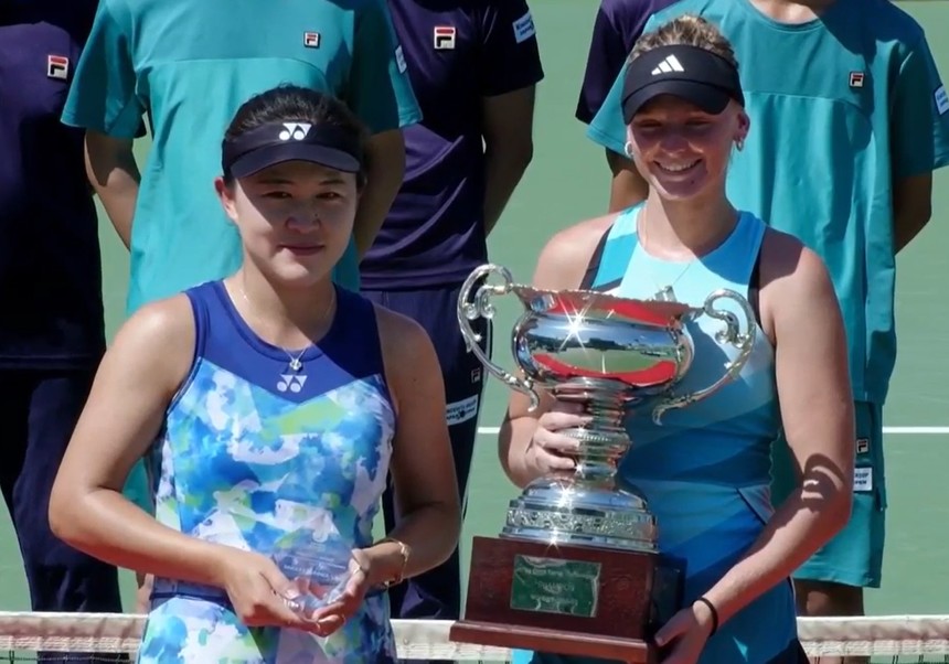 La 19 ani, Ashlyn Krueger a obţinut primul titlu WTA al carierei. Ea a câştigat turneul de la Osaka