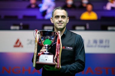 Ronnie O'Sullivan va face cadou trofeu de la Shanghai Masters. El spune că nu păstrează trofeele câştigate