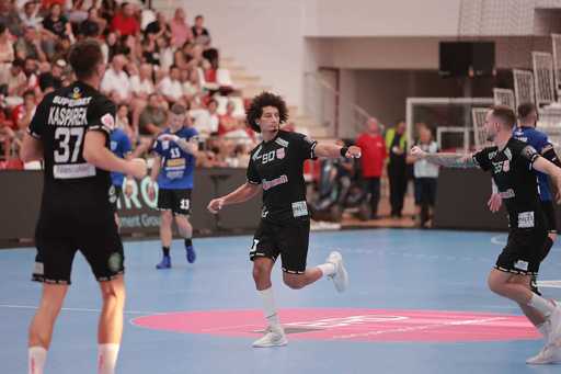 Handbal masculin: Campioana Dinamo Bucureşti, 55 de goluri marcate în victoria cu CSU Suceava, din etapa a V-a a Ligii Naţionale
