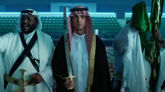 Cristiano Ronaldo, în ţinută tradiţională saudită de ziua naţională a Arabiei Saudite - VIDEO
