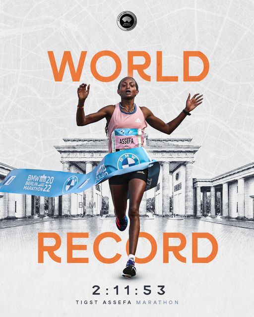 Atleta etiopiană Tigst Assefa a câştigat maratonul de la Berlin şi a stabilit un record mondial / La masculin, Eliud Kipchoge s-a impus pentru a cincea oară