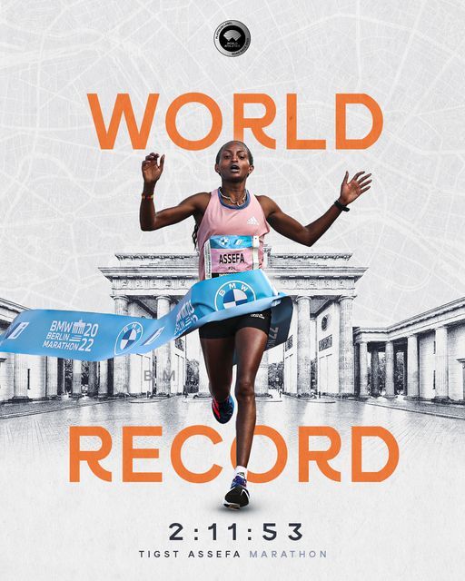 Atleta etiopiană Tigst Assefa a câştigat maratonul de la Berlin şi a stabilit un record mondial / La masculin, Eliud Kipchoge s-a impus pentru a cincea oară