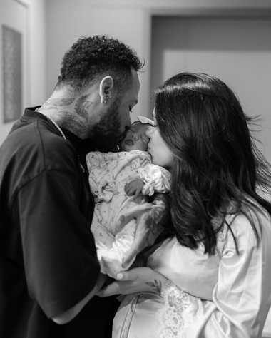 Neymar a devenit tată pentru a doua oară. El are o fetiţă