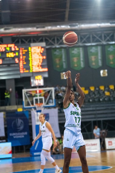 Baschet feminin: UMCS Lubin - Sepsi Sf. Gheorghe, scor 76-65,  în grupele Euroligii